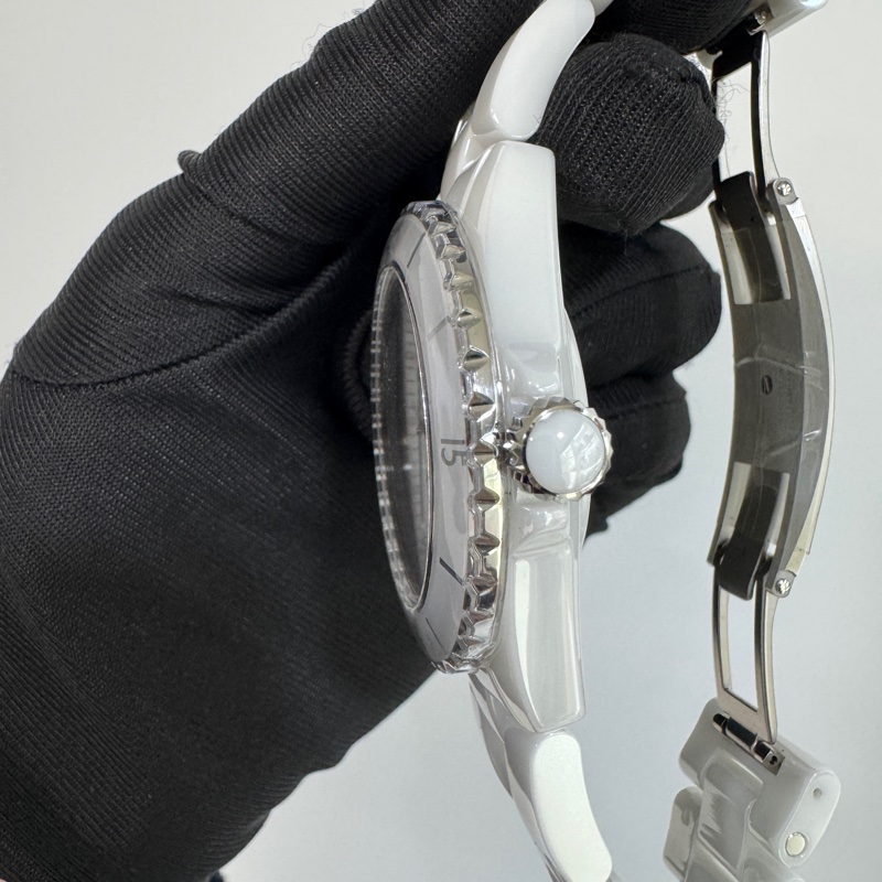 香奈兒J12CHANEL白陶瓷12點鑽CALIBER 38MM J12機芯腕錶H5705-10