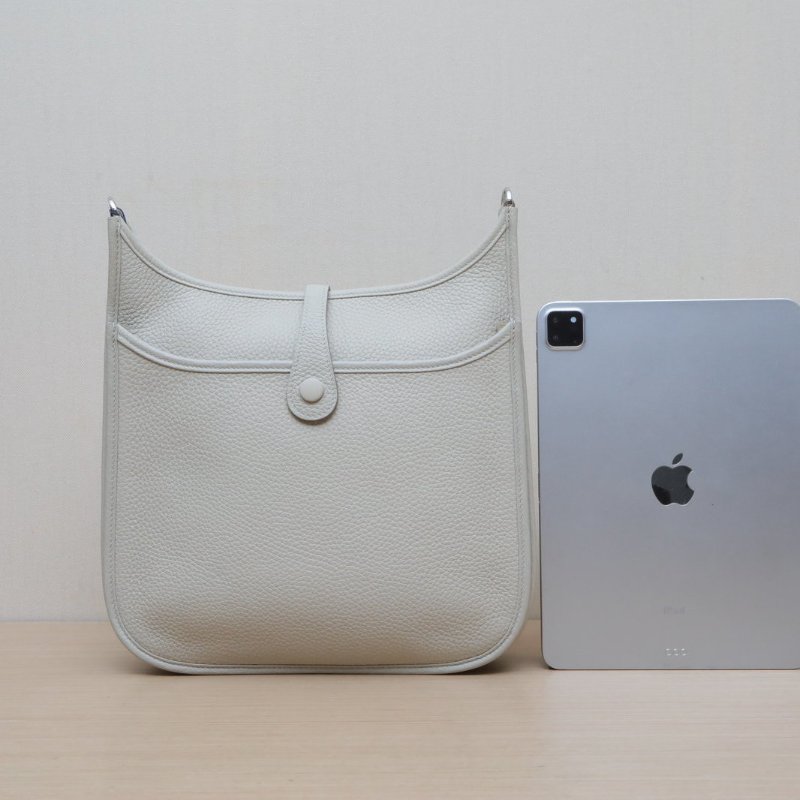 HERMES Evelyne小號298L冰川白TC皮B刻銀扣肩背包-4