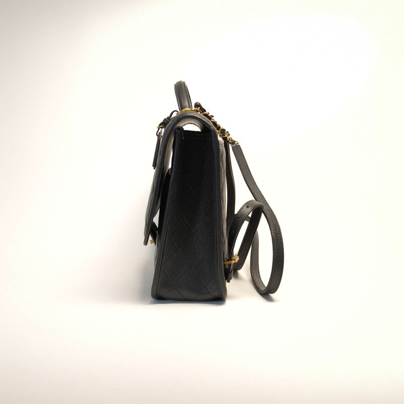 CHANEL 22K手柄雙肩包31黑色荔枝牛皮晶片開金扣金屬皮牌皮手柄肩背包-2