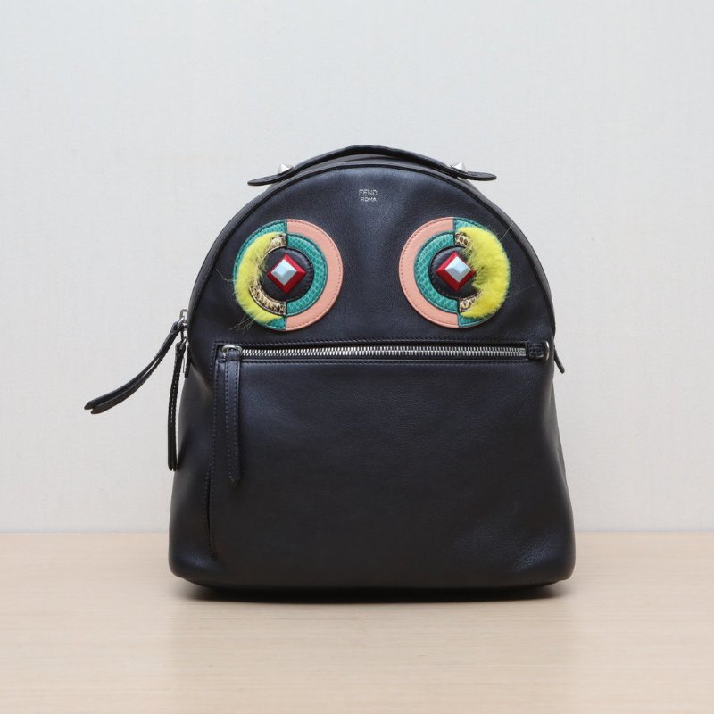 FENDI 黑色牛皮小怪獸雙肩包肩背包-1