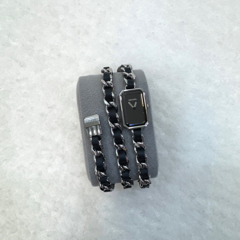 CHANEL 銀色皮穿鍊ICONIC CHAIN三圈首映錶-7