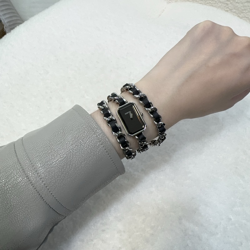 CHANEL 銀色皮穿鍊ICONIC CHAIN三圈首映錶-5