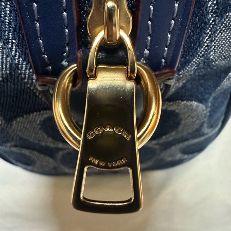 COACH 迷你Rowan 斜背包-19