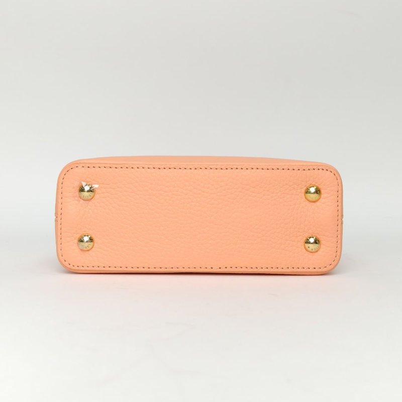 LOUIS VUITTON CapucinesMini21橘色牛皮幻彩扣晶片肩背包-3