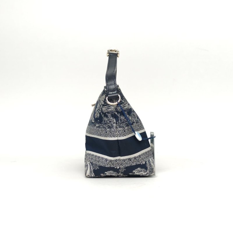 DIOR DiortravelNomad飯盒包中號22藍色科技皮金扣2022肩背包-2