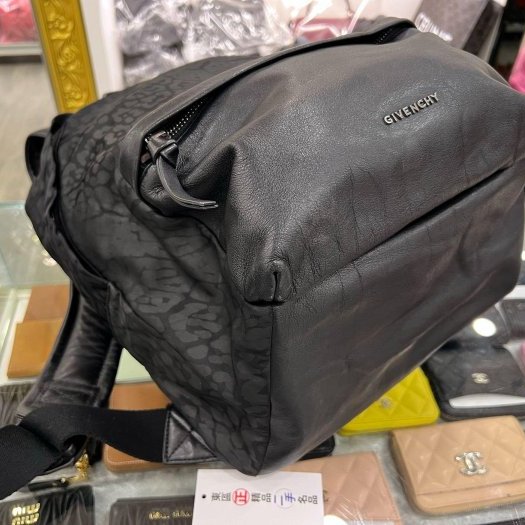 東區正精品㊣GIVENCHY LOGO 黑色尼龍拚皮革前口袋豹紋帆布後背包 RZ5965-5