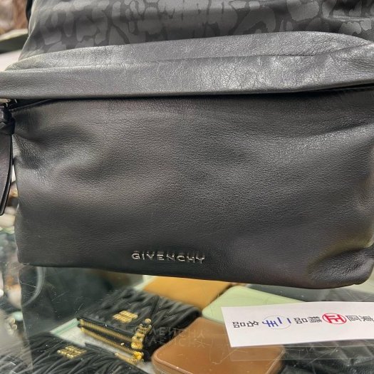 東區正精品㊣GIVENCHY LOGO 黑色尼龍拚皮革前口袋豹紋帆布後背包 RZ5965-7