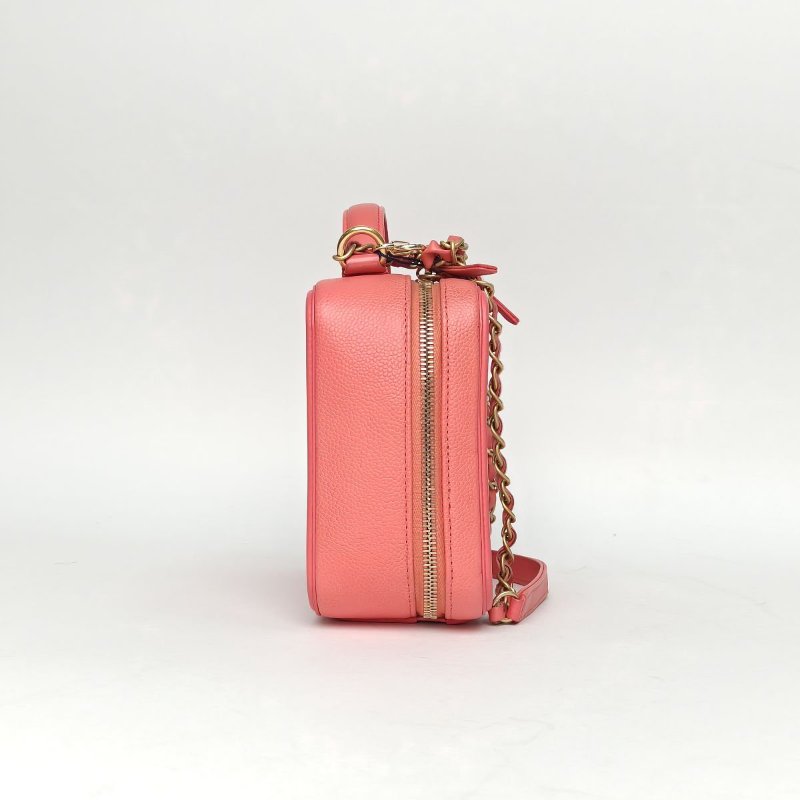 CHANEL VanityCase相機包橫版配手柄中號21粉色荔枝牛皮24開金扣肩背包-3