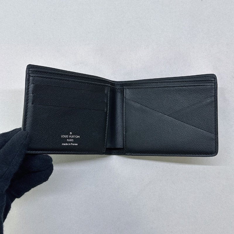 LV MULTIPLE Eclipse黑花短夾-3