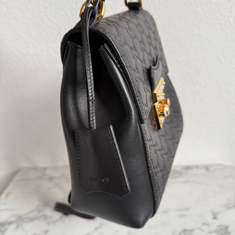 Gucci 壓紋後背包💕-2