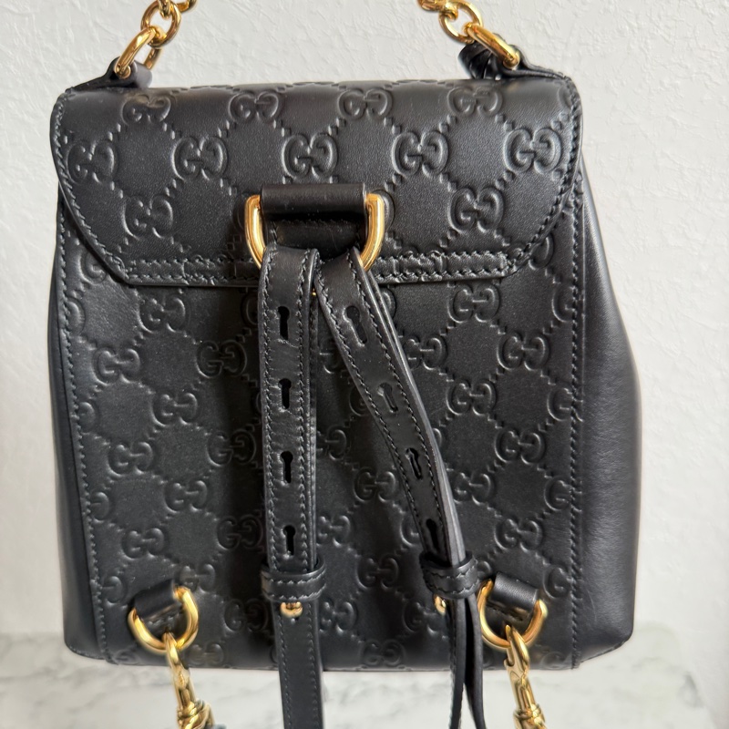 Gucci 壓紋後背包💕-3