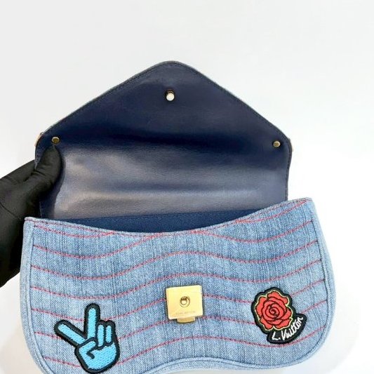 LV丹寧街頭圖章New Wave Chain MM M52566-12