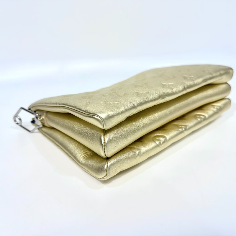 LV 香檳金羊皮粗金鏈Coussin PM兩用包M59278-5