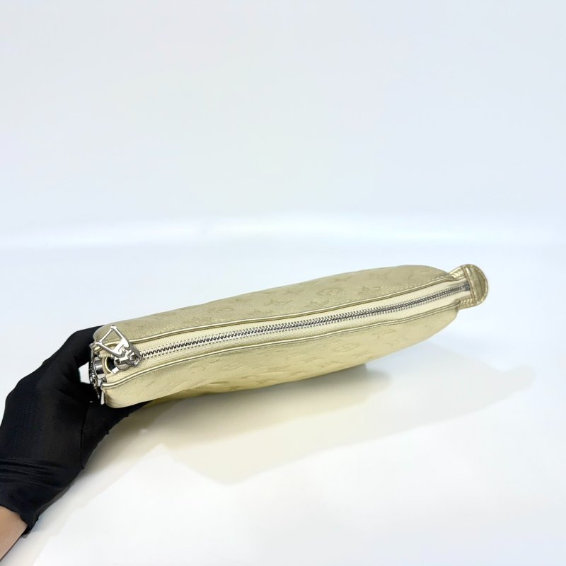 LV 香檳金羊皮粗金鏈Coussin PM兩用包M59278-7