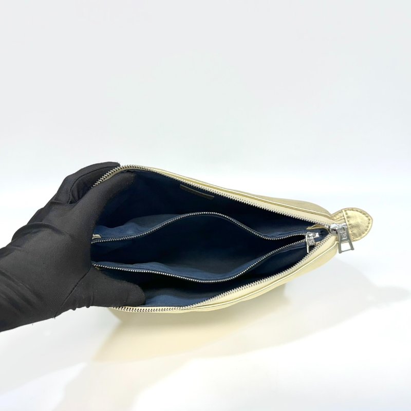 LV 香檳金羊皮粗金鏈Coussin PM兩用包M59278-10