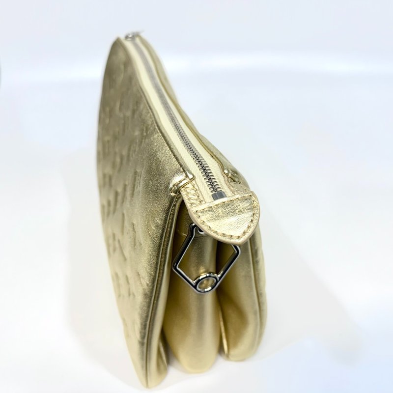 LV 香檳金羊皮粗金鏈Coussin PM兩用包M59278-13