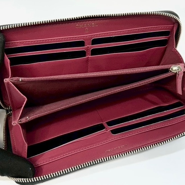 CHANEL黑金羊皮19桃紅內裡ㄇ拉長夾-7