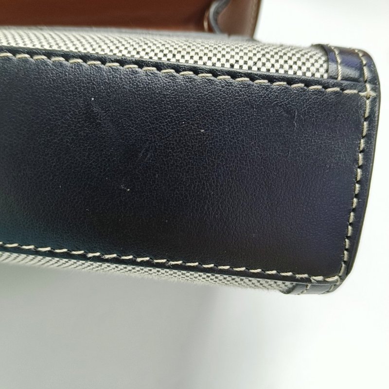 BURBERRY Pocket 迷你灰色織物印花單肩包 金色五金 可拆卸肩帶-10