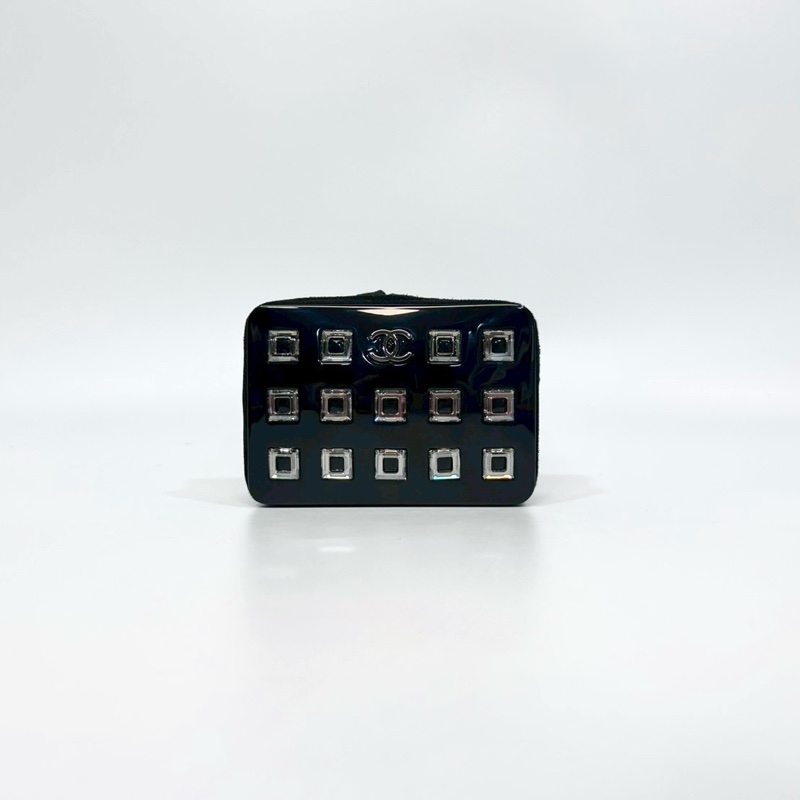 chanel黑色樹脂拚麂皮方型水晶設計晚宴包A33088-0