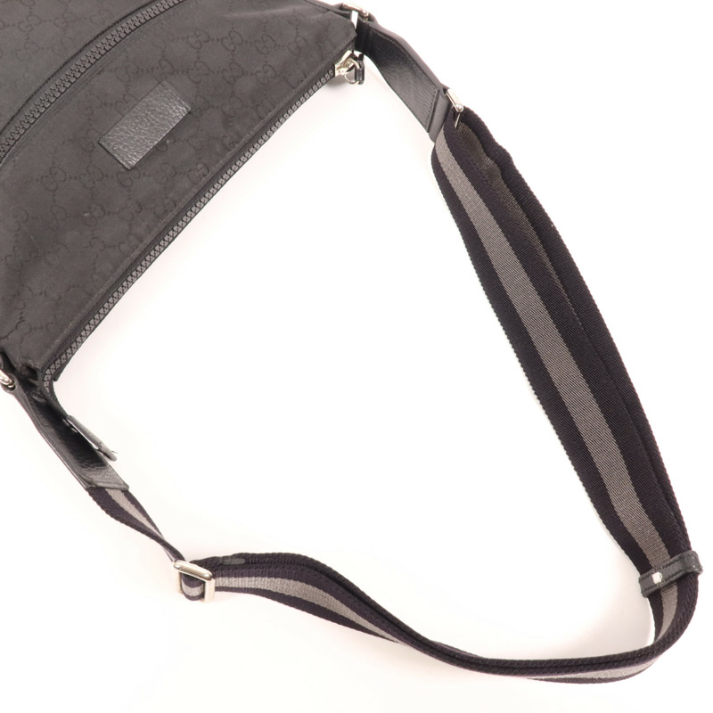 GUCCI 尼龍Shoulder Bag銀扣肩背袋-7