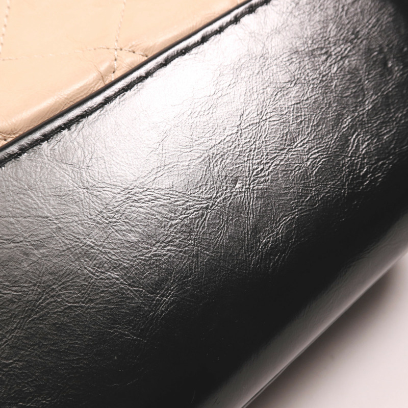 CHANEL 牛皮皮革Gabrielle鏈帶肩背袋-20