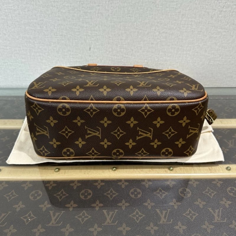 LV 中古老花金扣珍妮手提包 28*20*11 98新配件塵袋鑰匙鎖-3