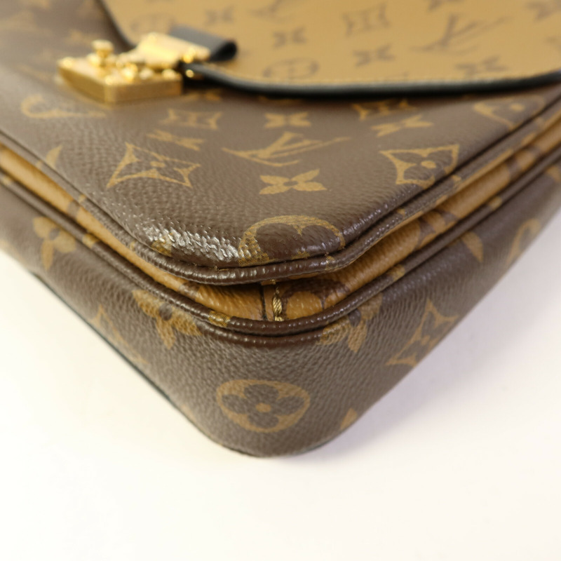 LOUIS VUITTON Monogram Reverse Pochette Metis金扣手挽肩背兩用袋-11