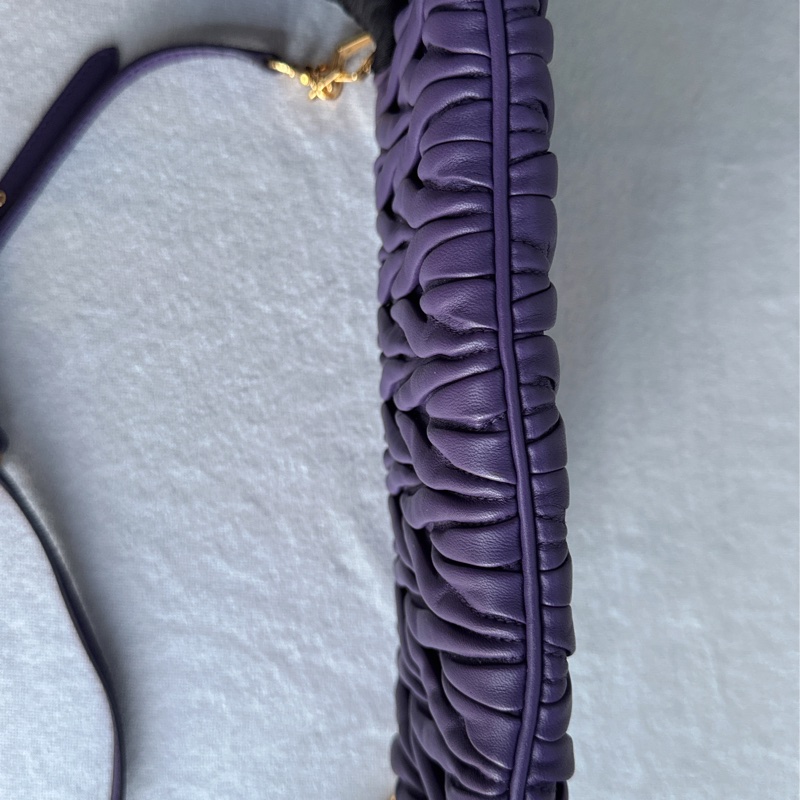 Miu Miu leather clutch /crossbody bag 手拿包/斜背包-2