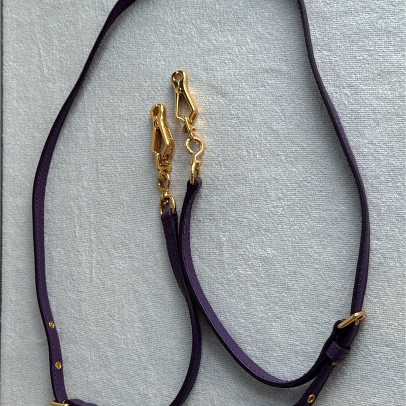 Miu Miu leather clutch /crossbody bag 手拿包/斜背包-17