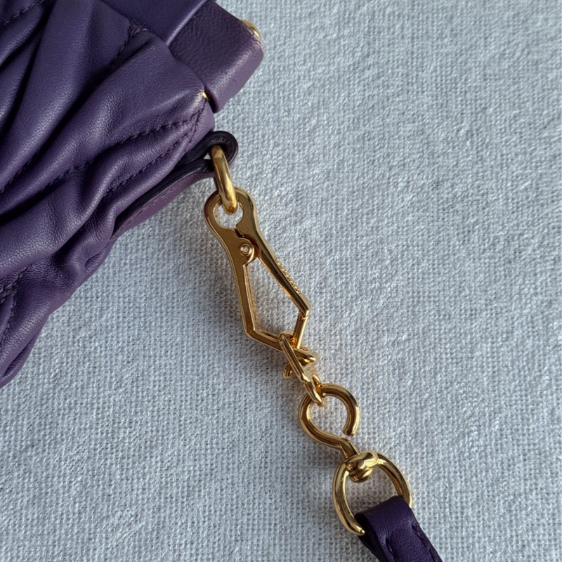 Miu Miu leather clutch /crossbody bag 手拿包/斜背包-28