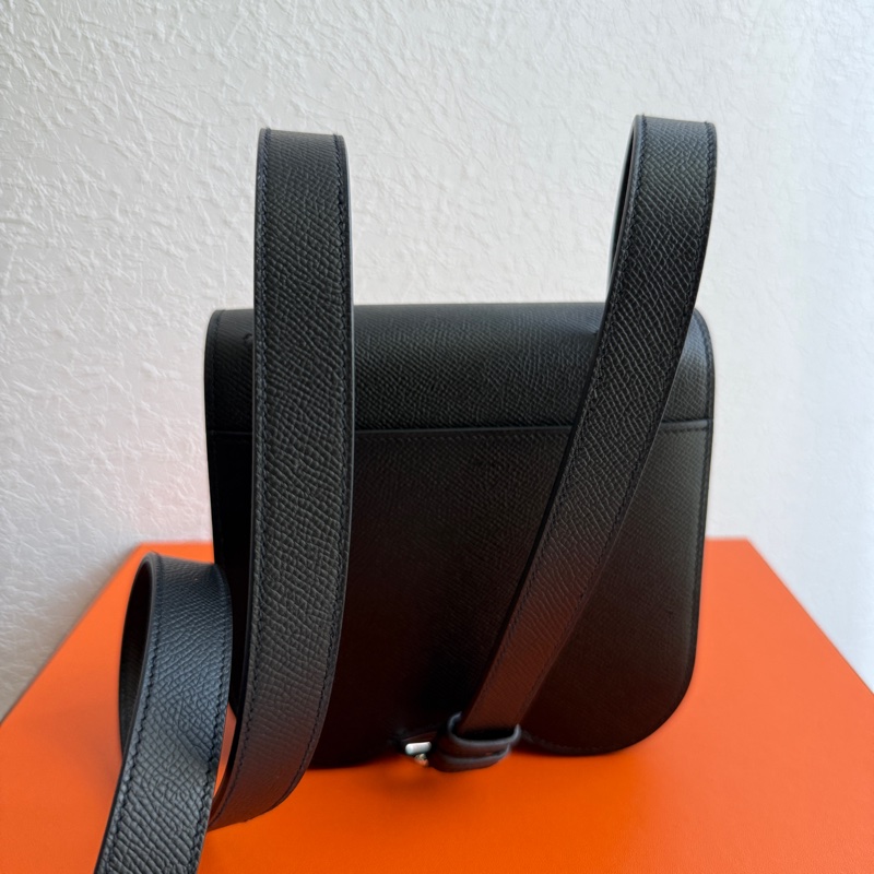 Hermes 屁股包超好看 DELLA 18cm-6