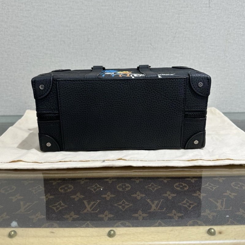 LV 秀款磨砂黑SpeedySoftTrunk稻草人盒子包 芯片款 27*15*12 98新配件塵袋-3