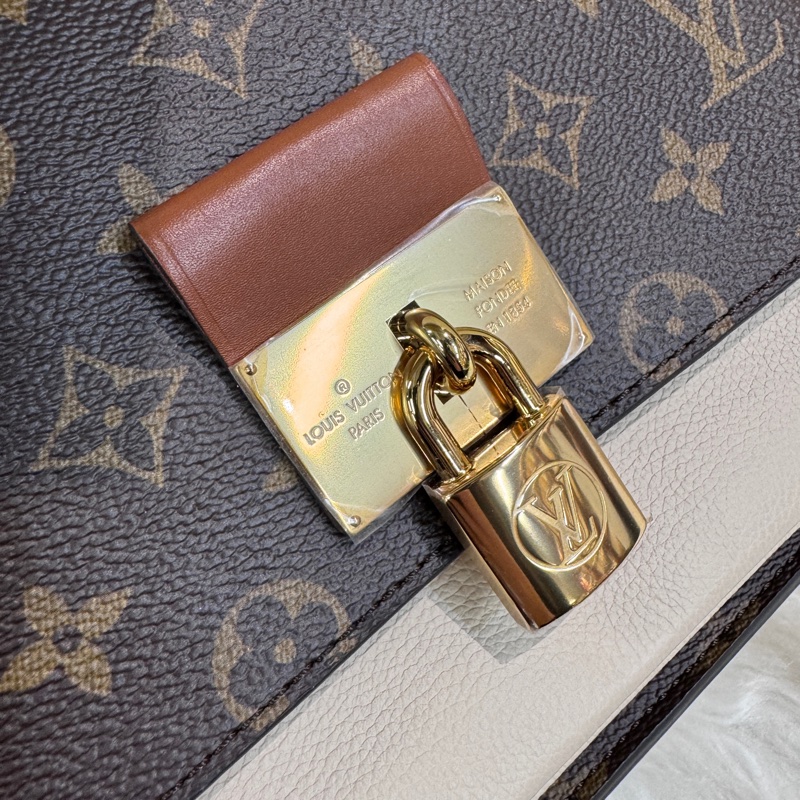 LV Vaugirard PM 老花拼米白牛皮手提斜背包 近全新-13