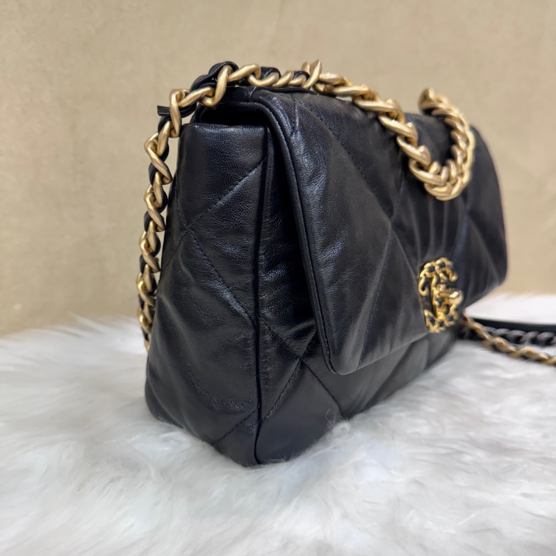 Chanel 19Bag 26 黑山羊霧金釦手提斜背包-3
