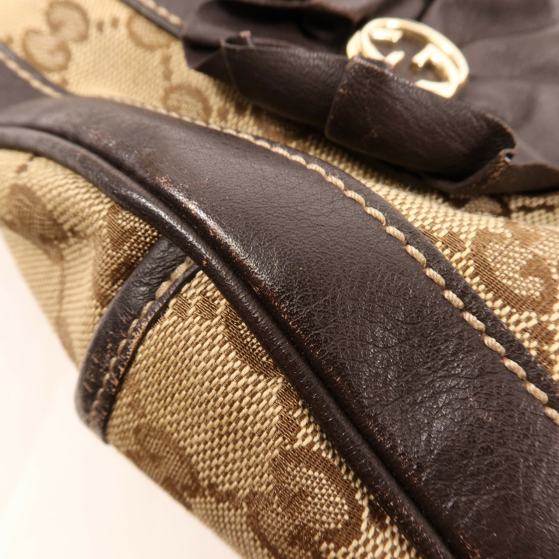 GUCCI 帆布Trophy金扣手挽袋-16