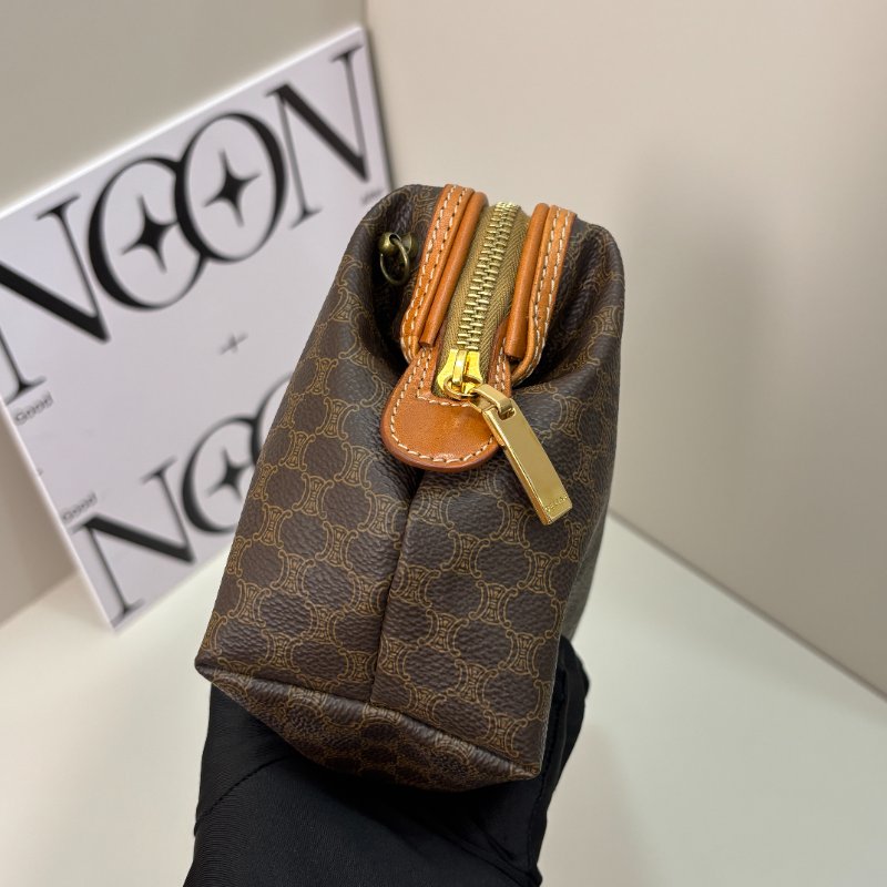 📍CELINE  雲朵化妝包改造(小號無LOGO)-5