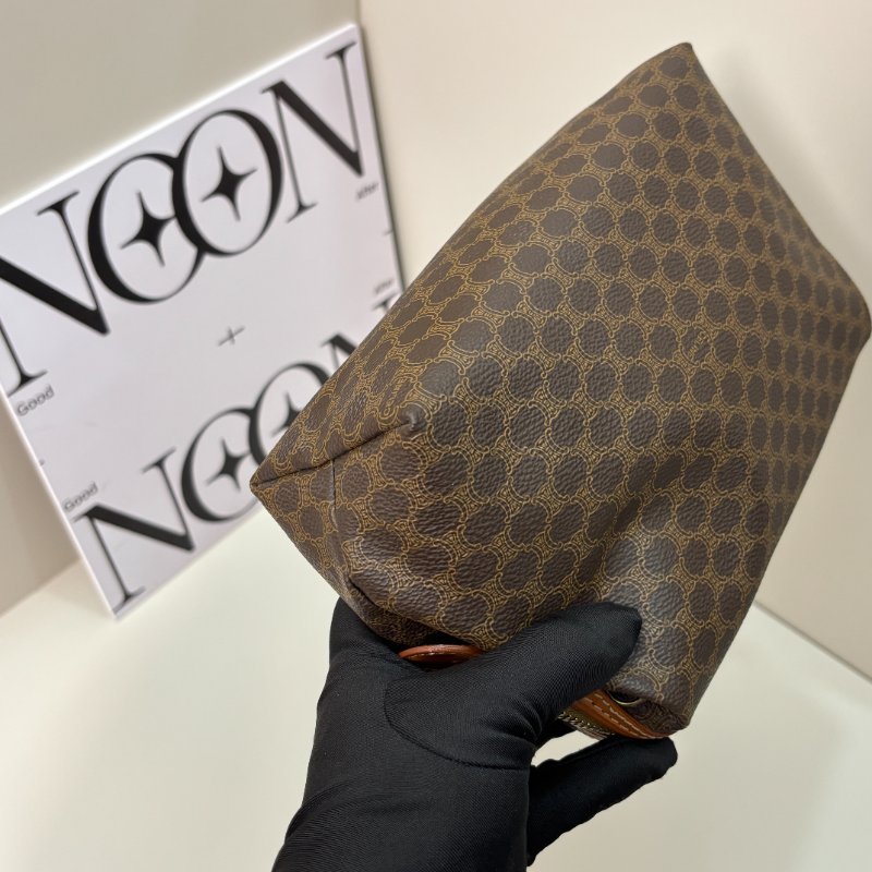 📍CELINE  雲朵化妝包改造(小號無LOGO)-7