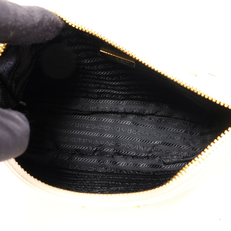 PRADA 牛皮皮革Re-Edition 2005金扣手挽肩背兩用袋-6