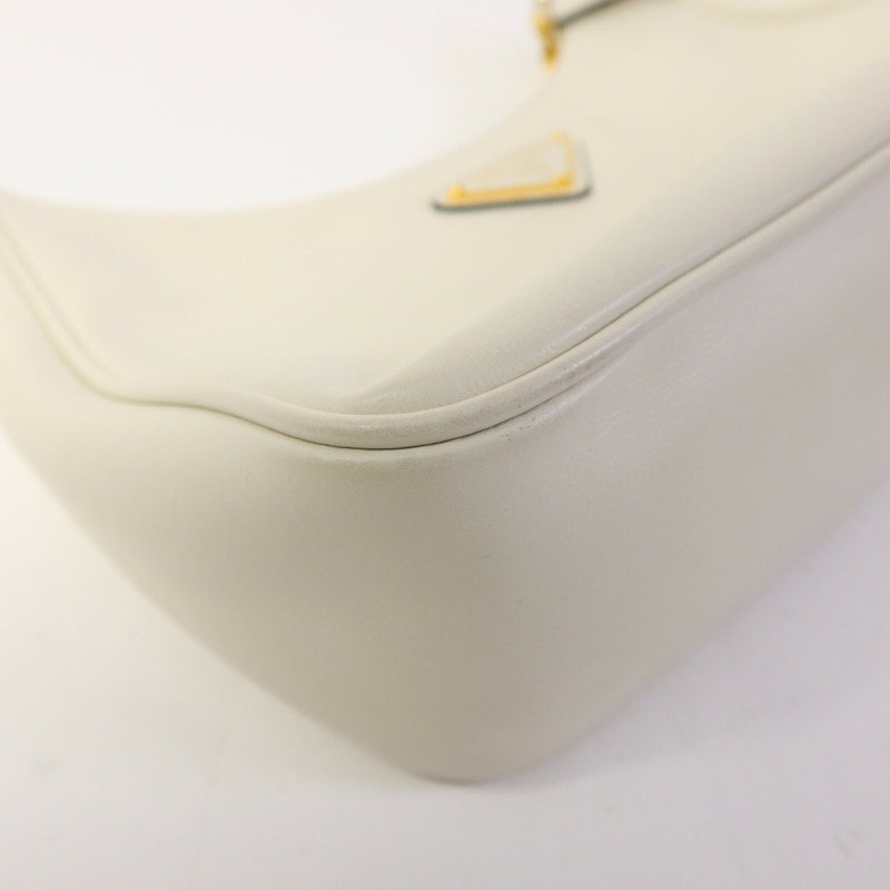 PRADA 牛皮皮革Re-Edition 2005金扣手挽肩背兩用袋-14
