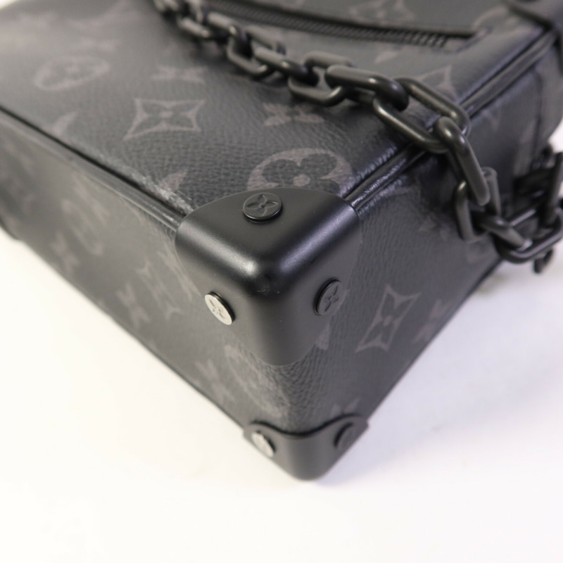 LOUIS VUITTON Monogram Eclipse Mini Soft Trunk肩背袋-11