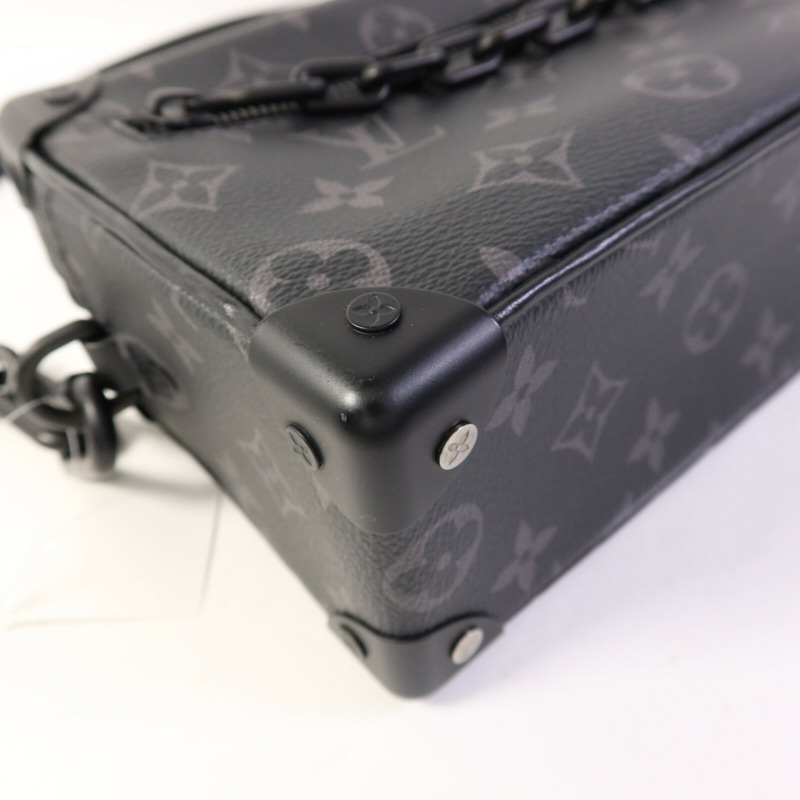 LOUIS VUITTON Monogram Eclipse Mini Soft Trunk肩背袋-12