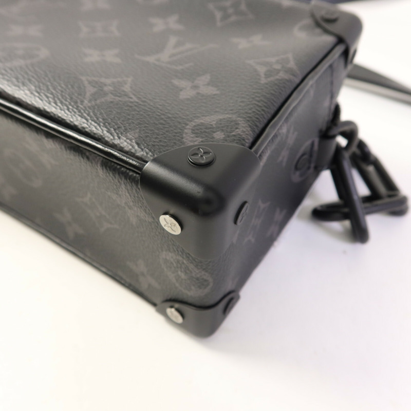 LOUIS VUITTON Monogram Eclipse Mini Soft Trunk肩背袋-13