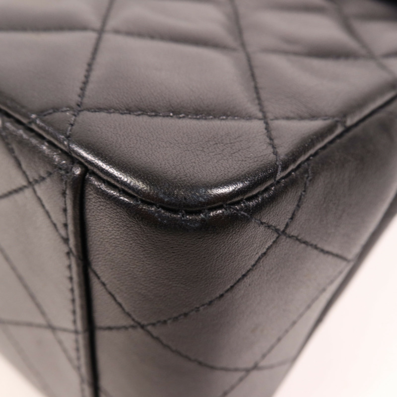 CHANEL 牛皮皮革Vintage Classic Flap Bag金扣鏈帶肩背袋-10