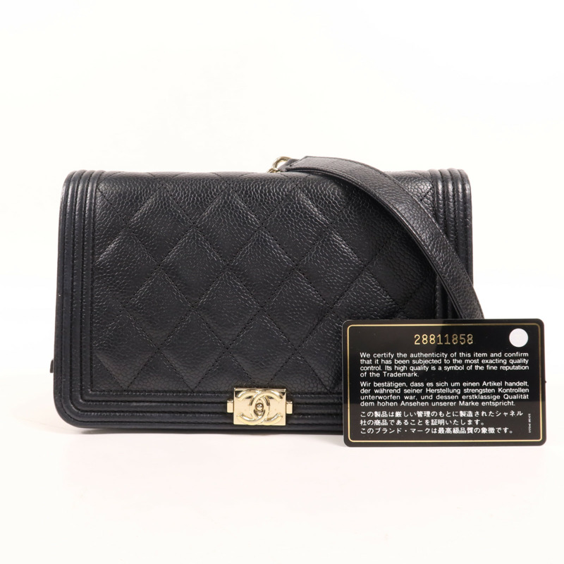 CHANEL 牛皮皮革Boy WOC Wallet On Chain金扣鏈帶肩背袋-9