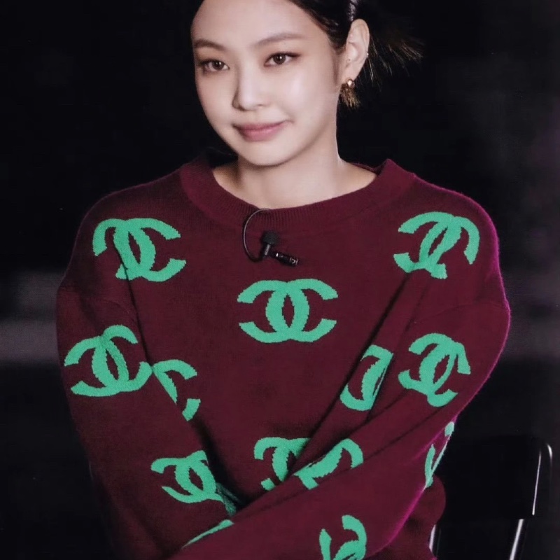 ❤️ CHANEL 撞色款LOGO毛衣-1
