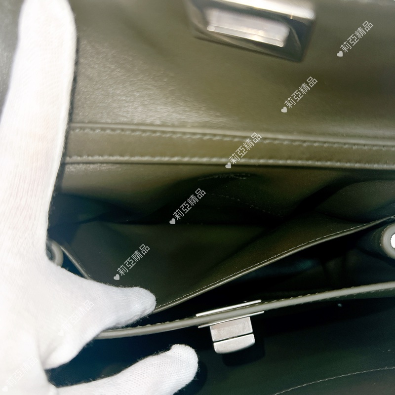 莉亞精品♡ BALENCIAGA Rodeo 灰綠色 二手美包-19