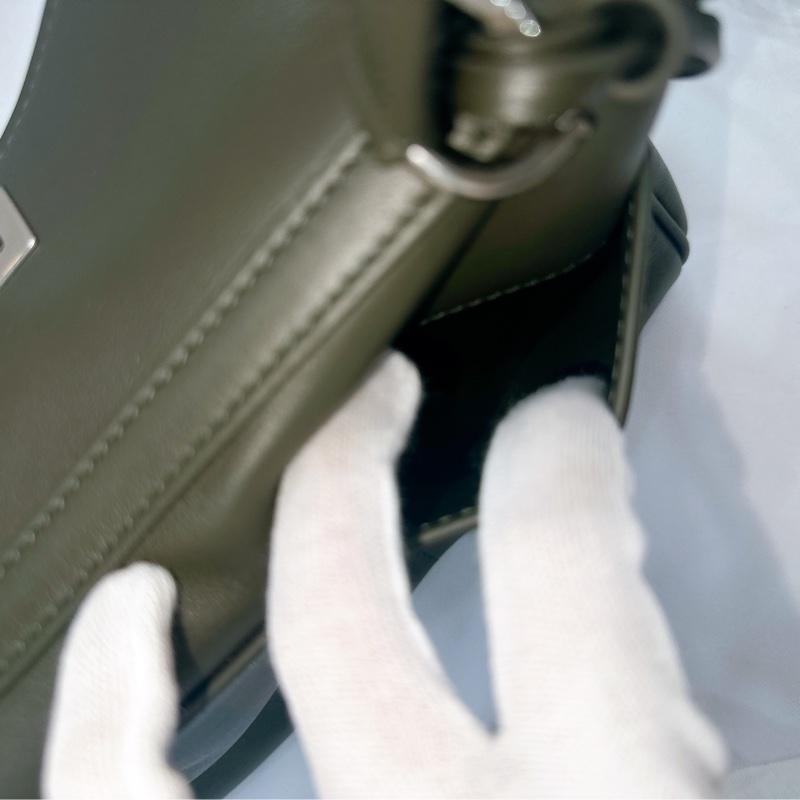 莉亞精品♡ BALENCIAGA Rodeo 灰綠色 二手美包-21