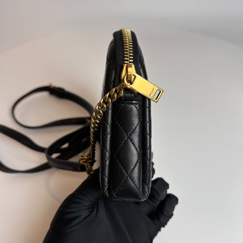 全新品 YSL 733667  黑菱格圓餅包-3