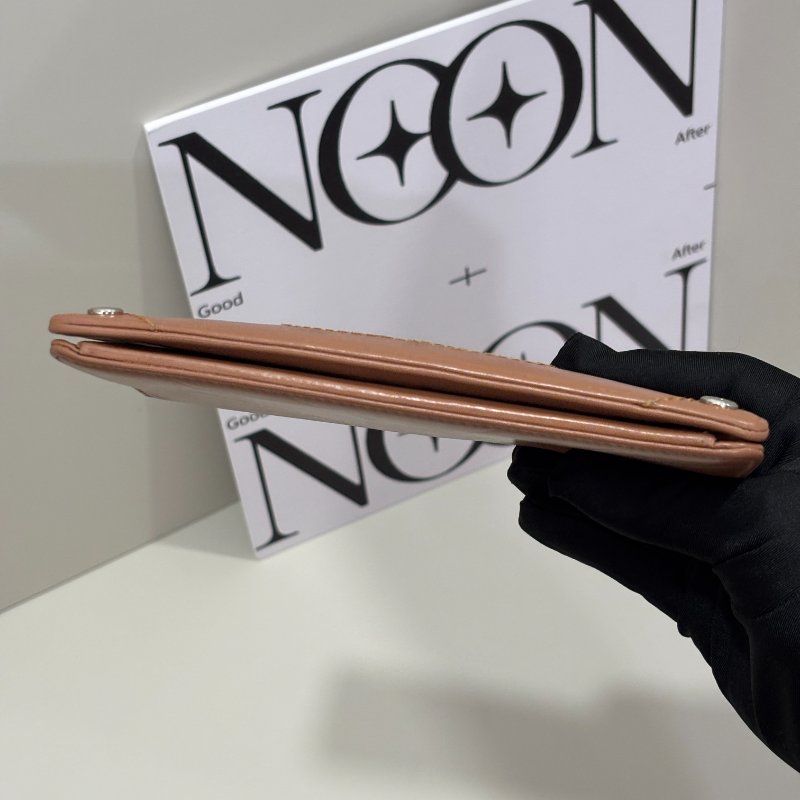 📍CHANEL 外縫線對開長夾-4