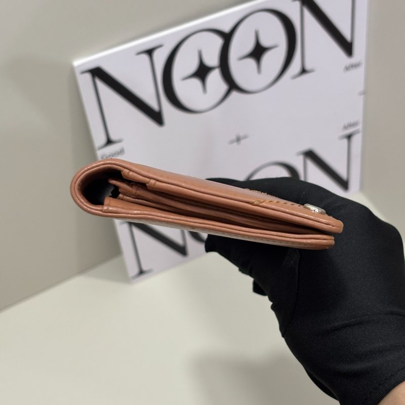 📍CHANEL 外縫線對開長夾-5